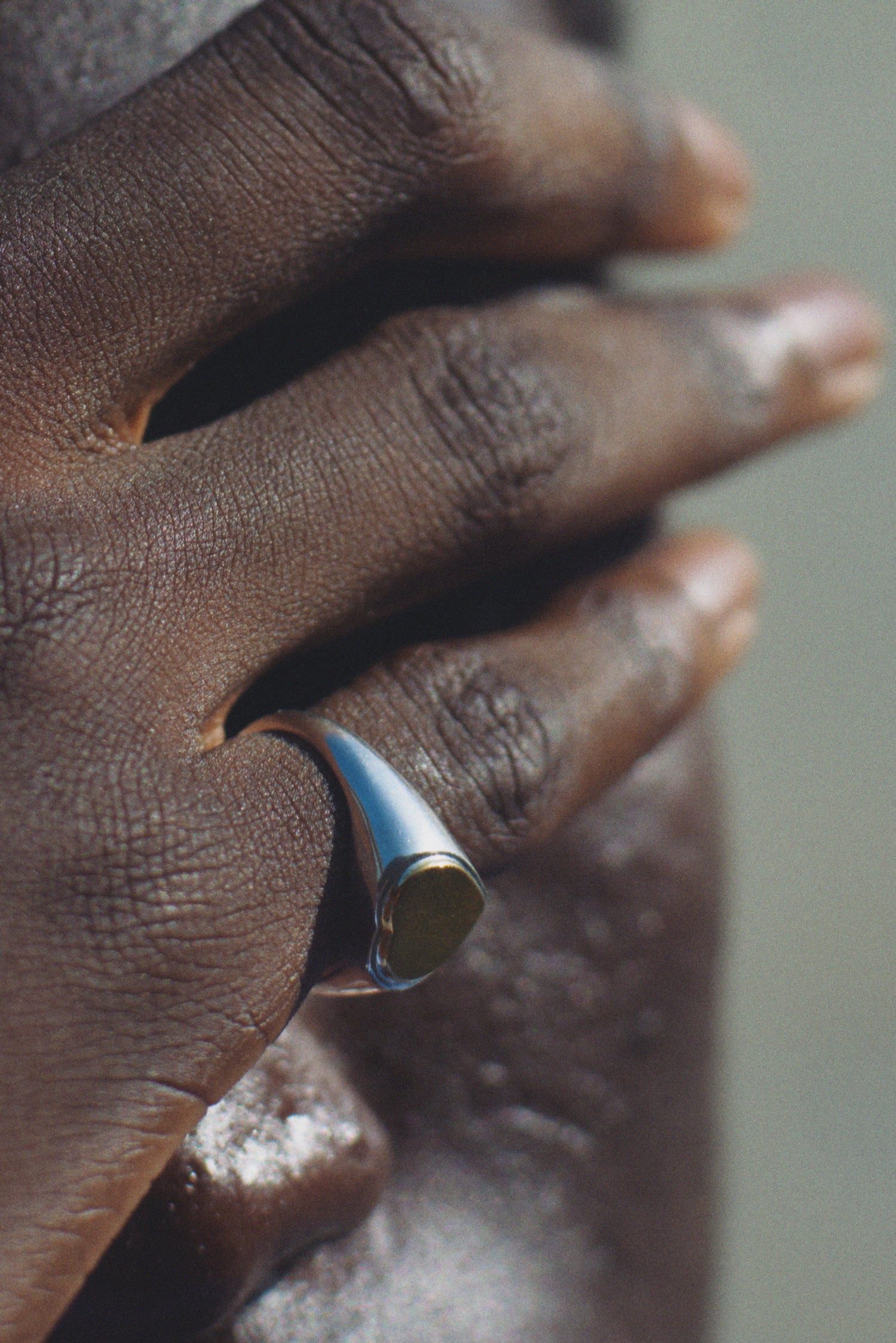 HEART SIGNET RING