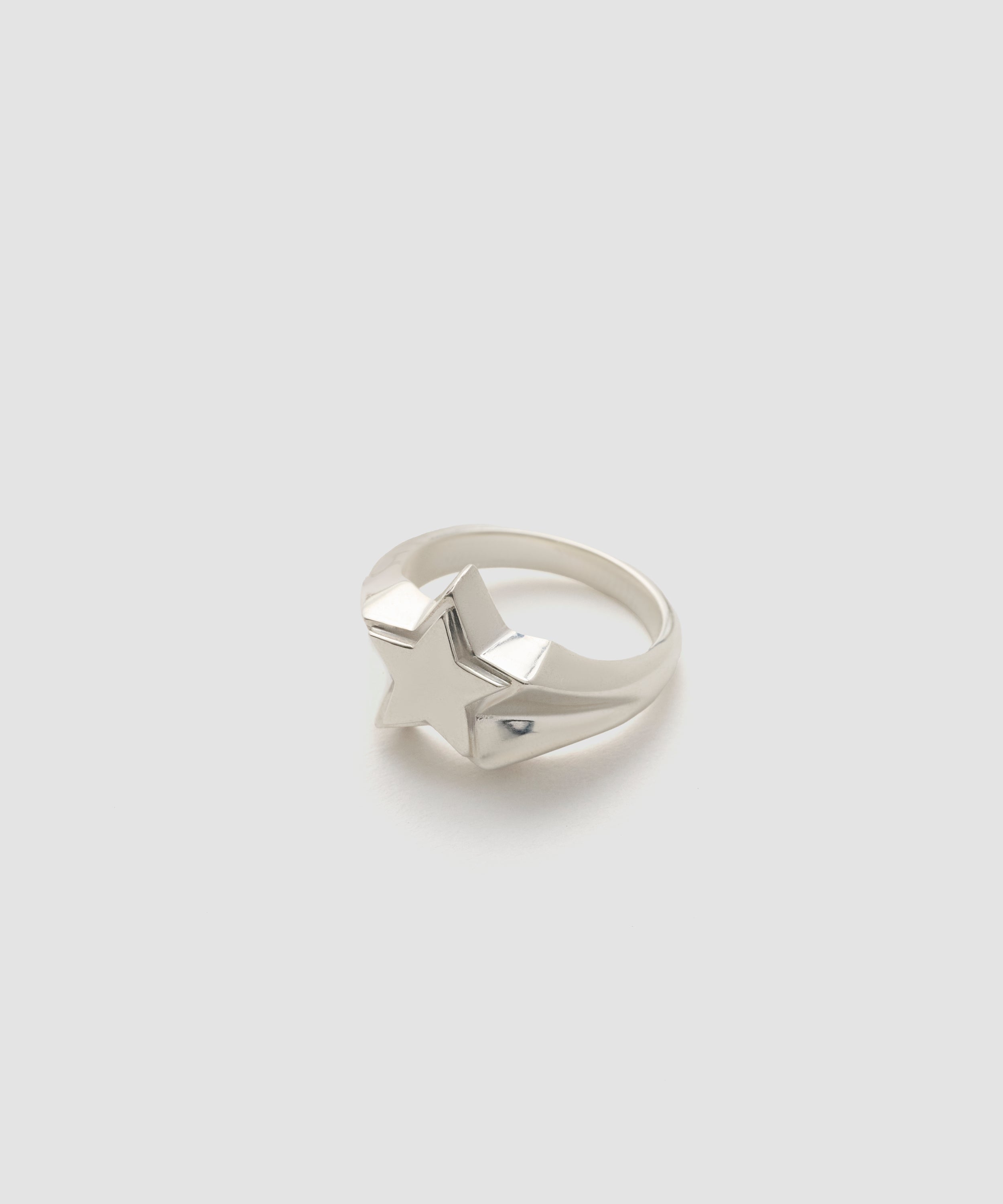 STAR SIGNET RING