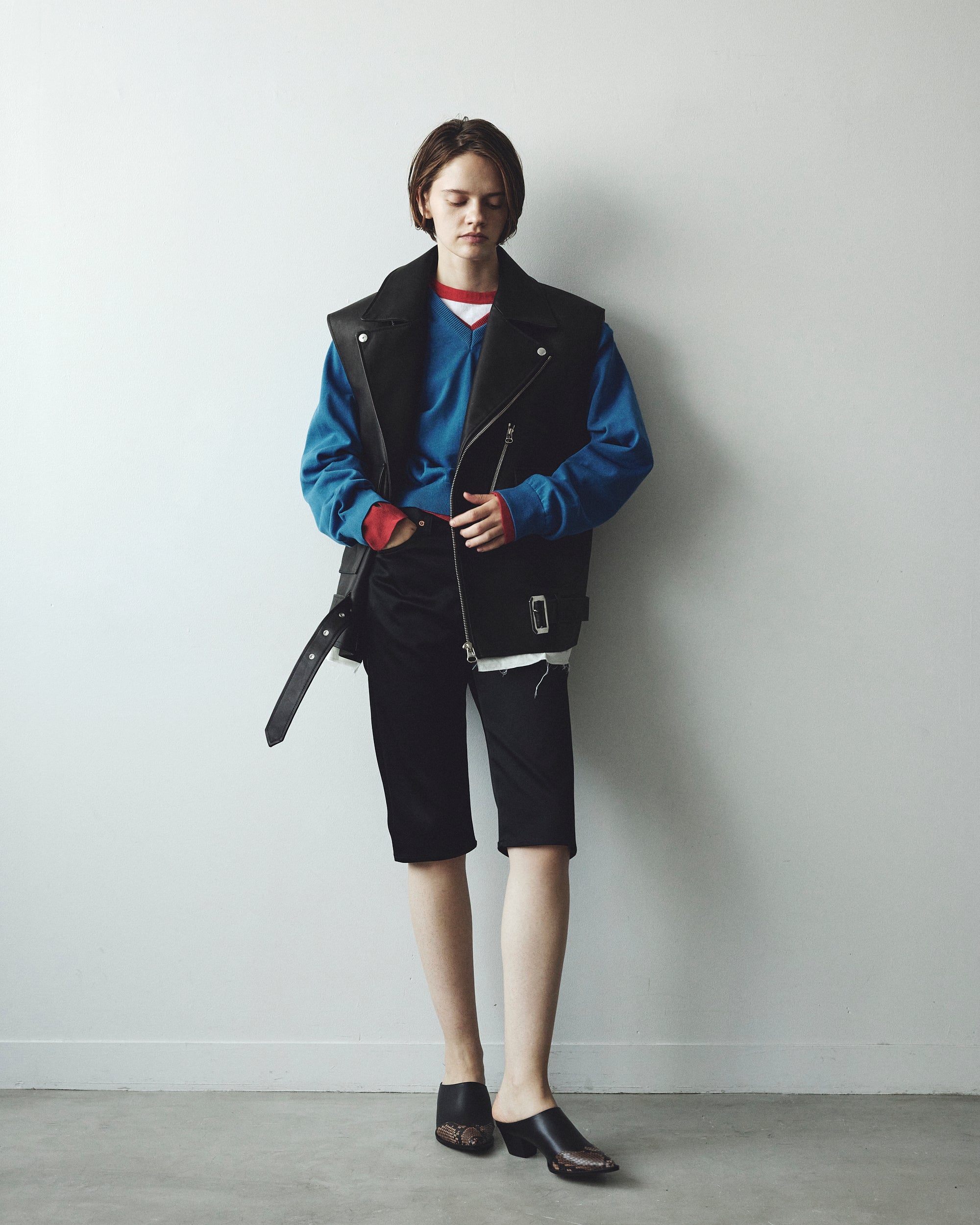 16G V NECK SHOULDER PAD PULLOVER