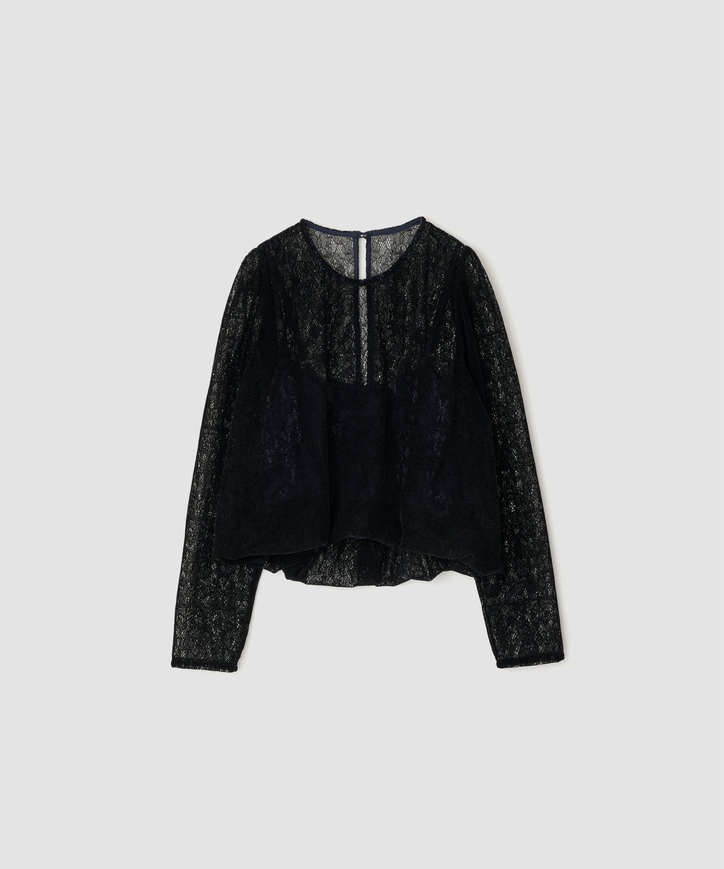 FLOCKY LACE LAYERED PULLOVER