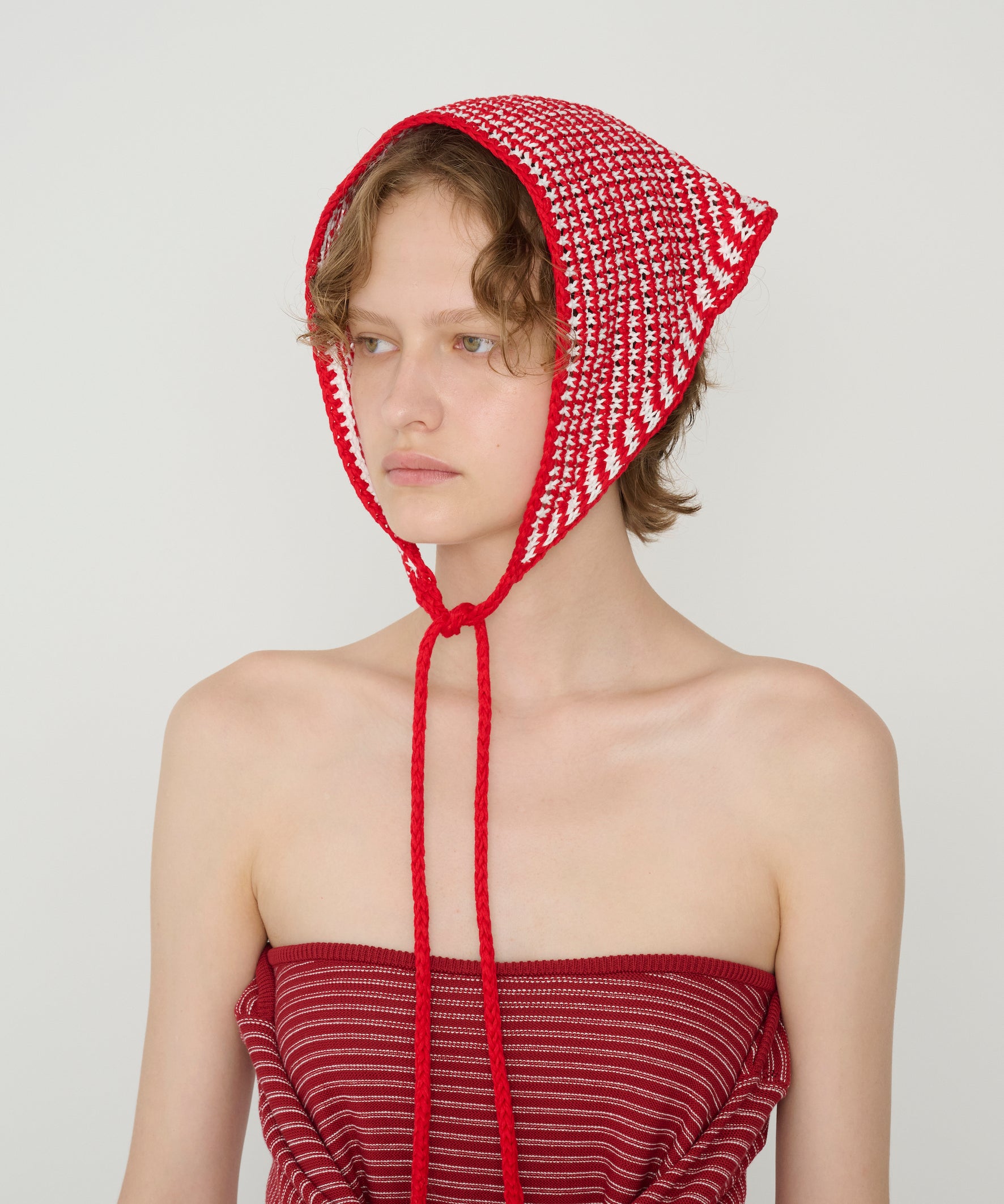 BORDER TRIANGLE BANDAGE