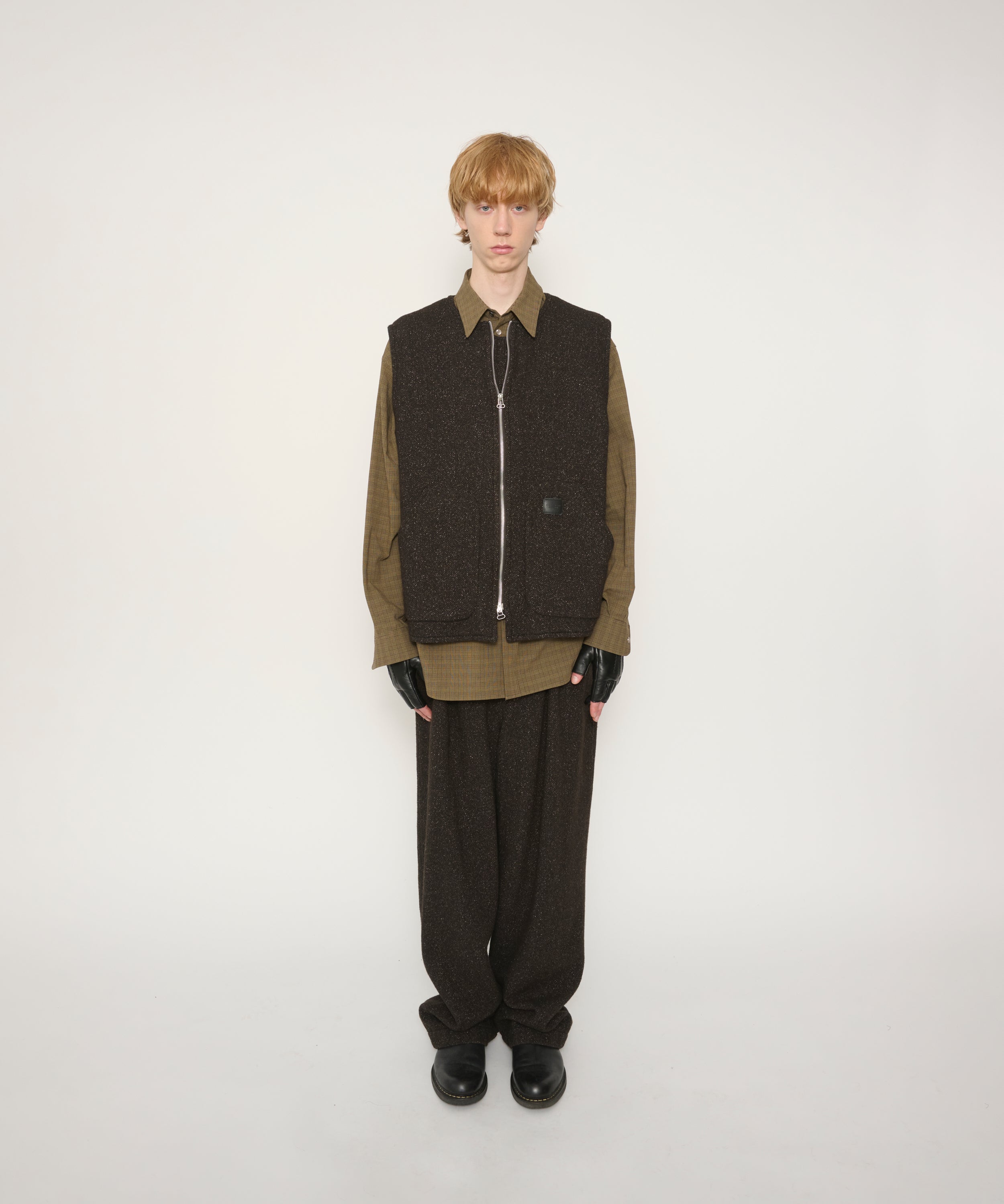 GARMENT WASHED SILKNEP TWEED TWO TUCK PANTS