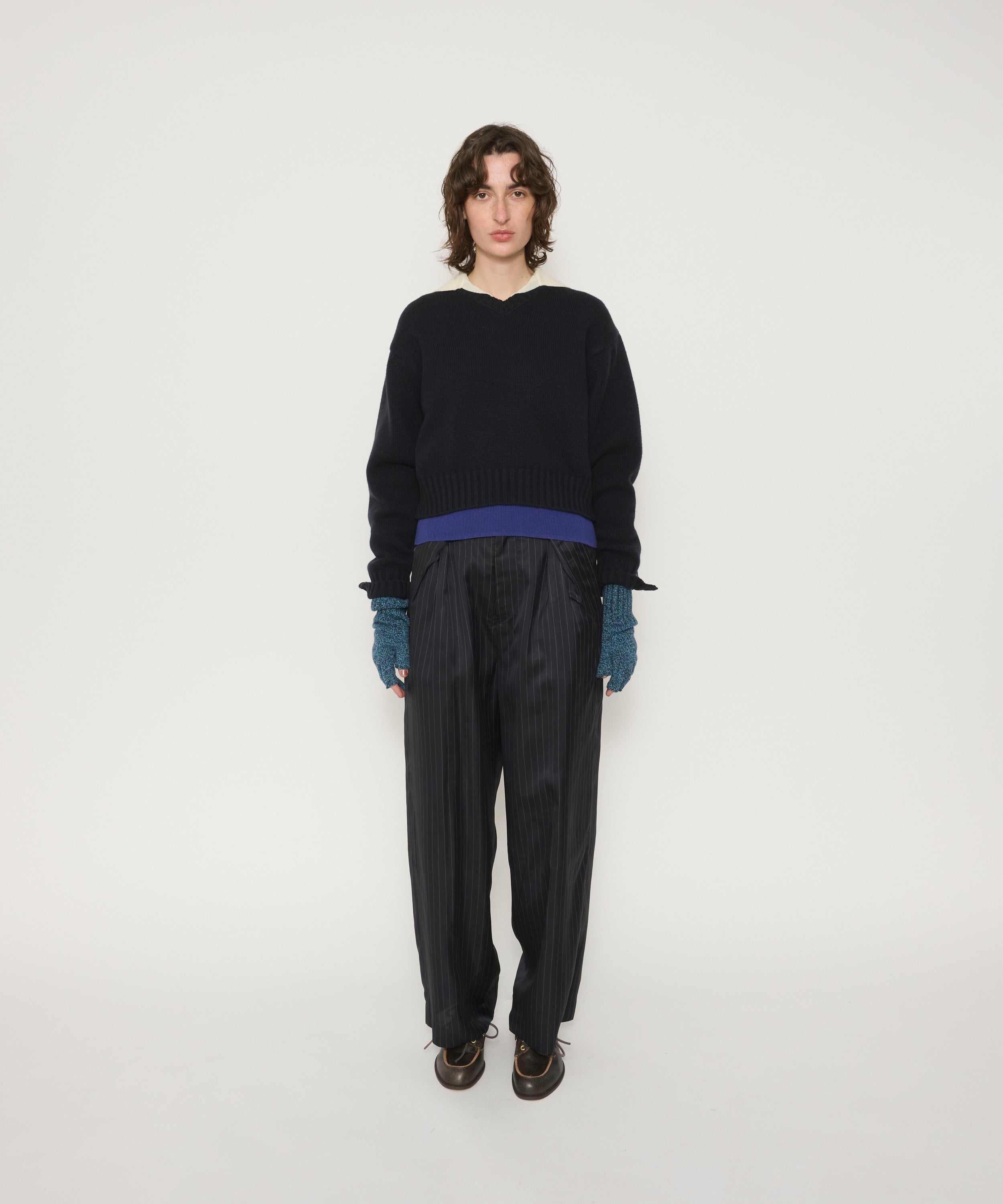 5G LAYERED V NECK SWEATER