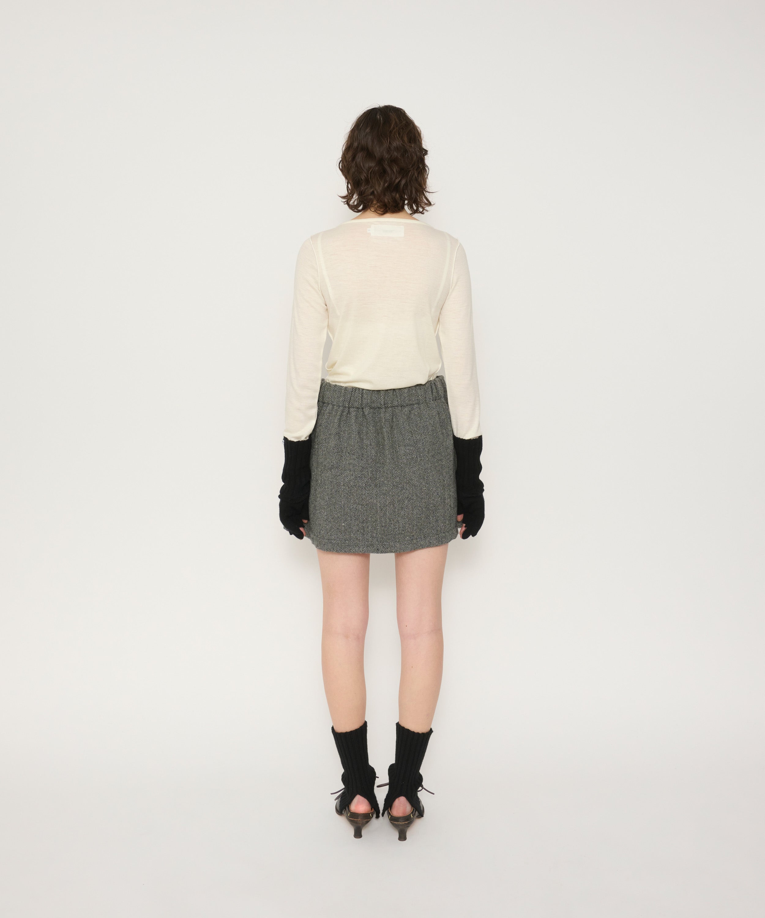 WOOL RIB FRONT STRING PULLOVER