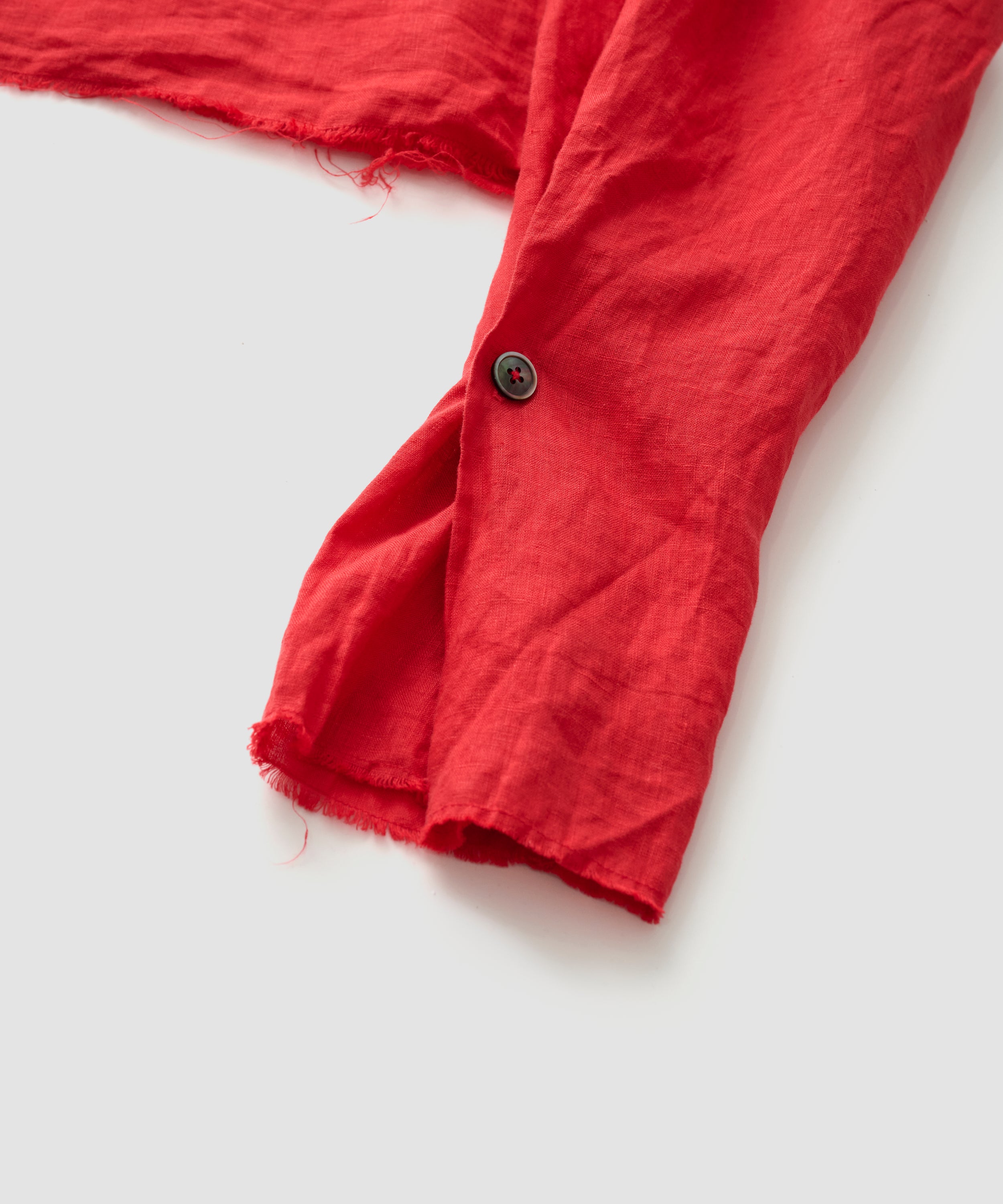 GARMENT DYE LINEN SQUARE NECK BLOUSE