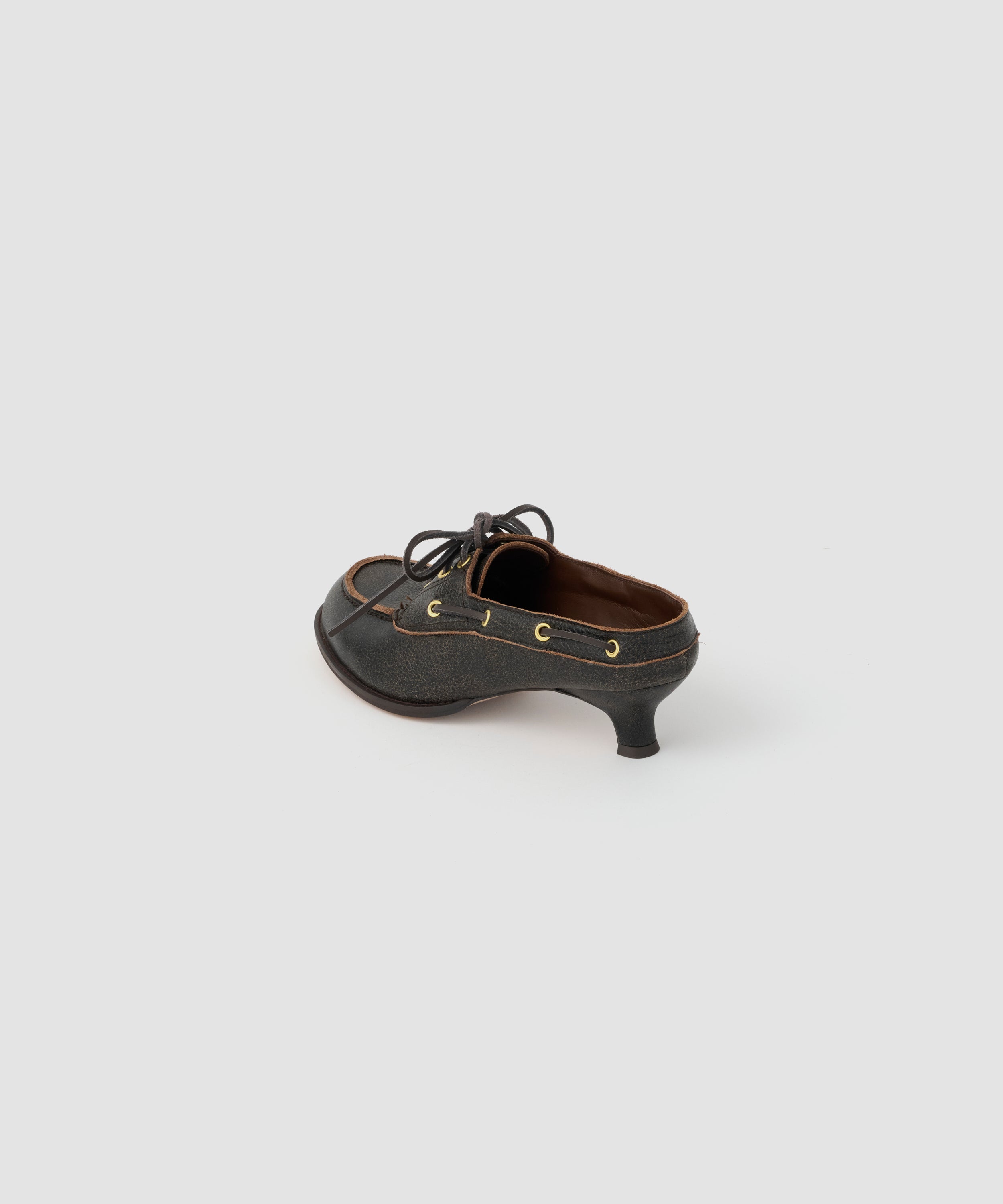 3 EYELET MOCCASIN MULE