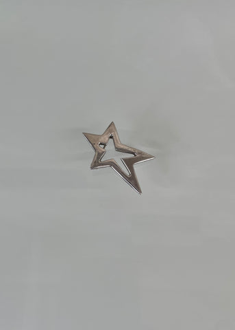 VINTAGE PIN BADGE STAR