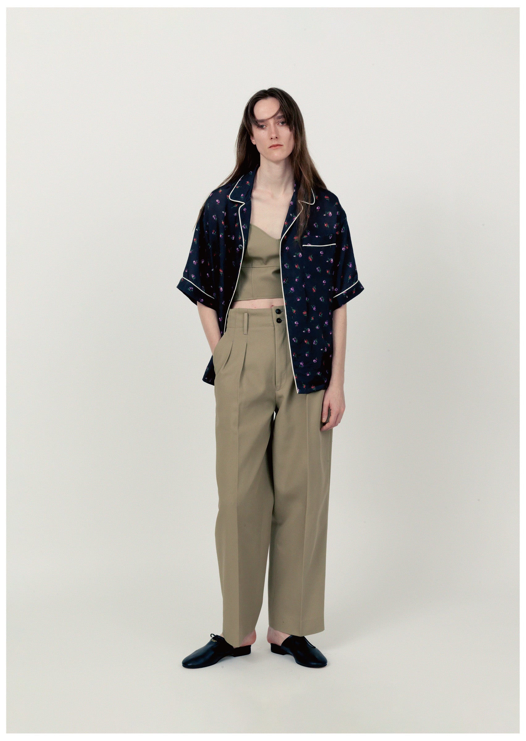 COTTON POLYESTER TWILL TWO TUCK PANTS