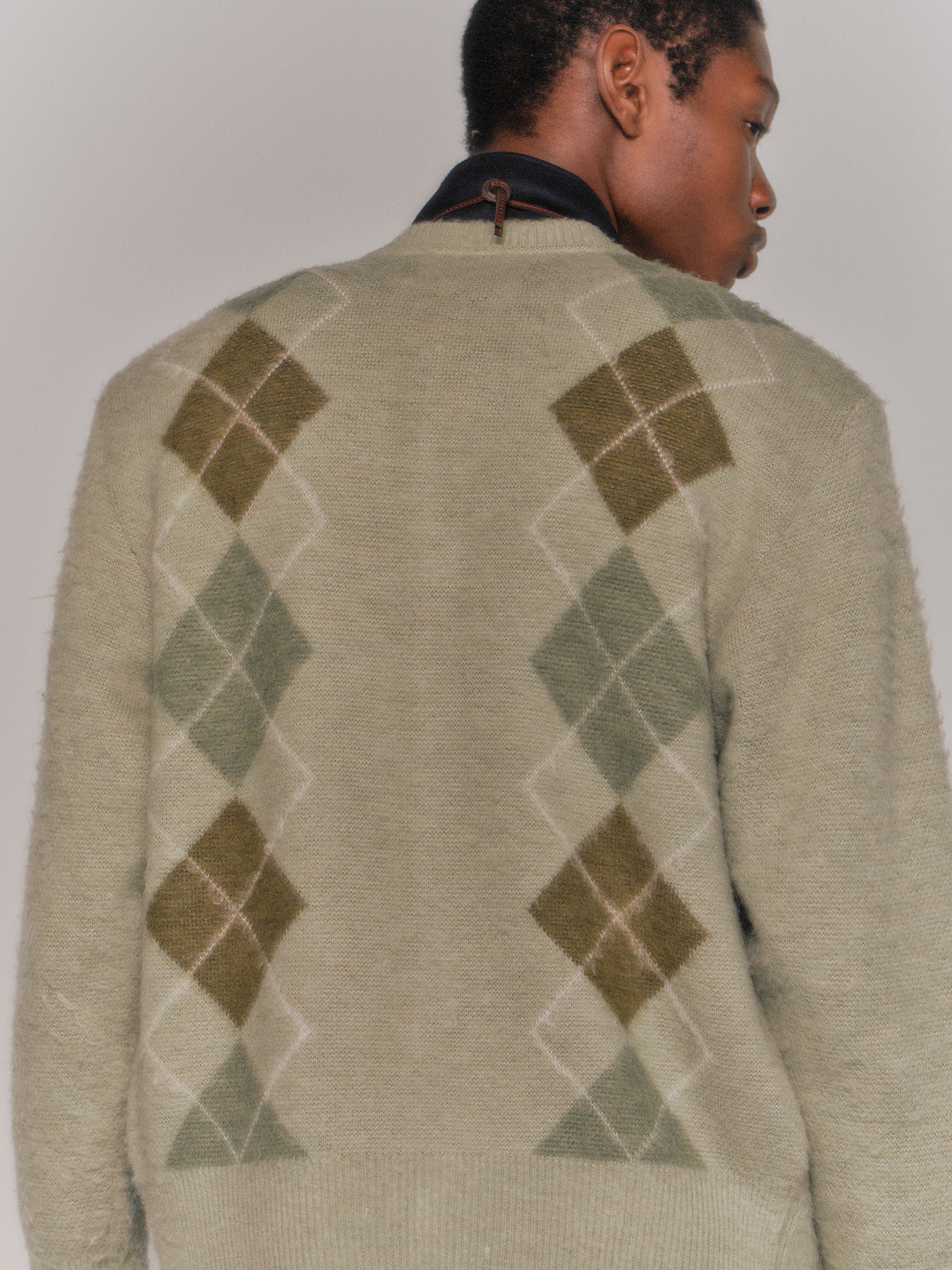 7G WOOL JACQUARD ARGYLE CREW CARDIGAN